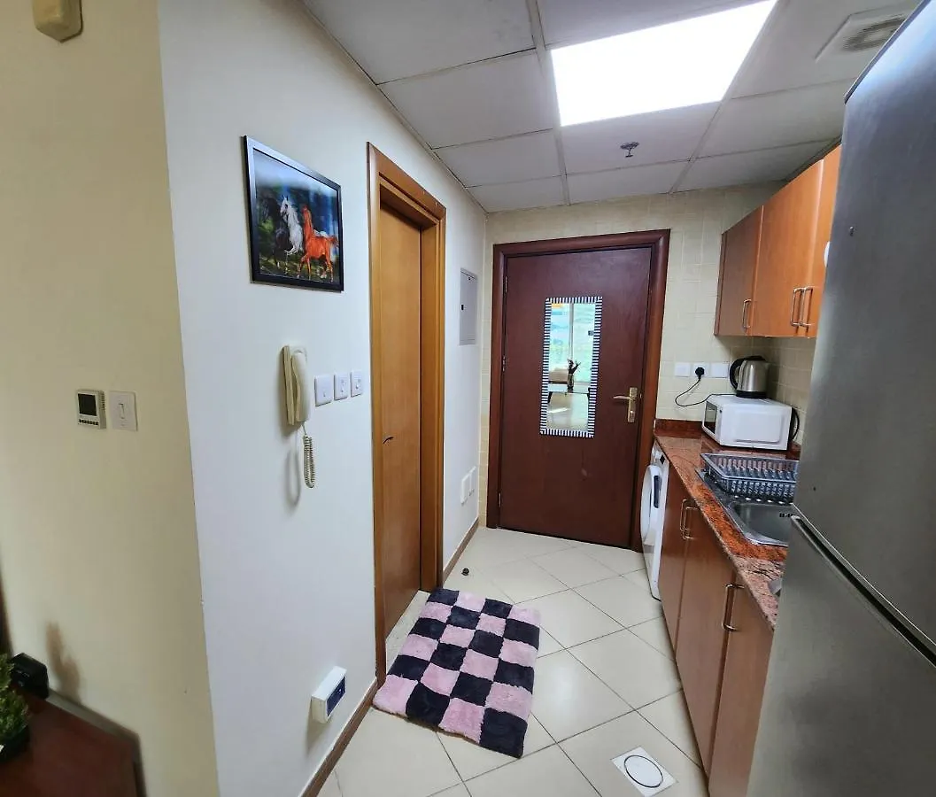 Diamond Marina Inn, Offers Spacious Apartment 5 Min Walk To Jbr Beach And Metro Dubai