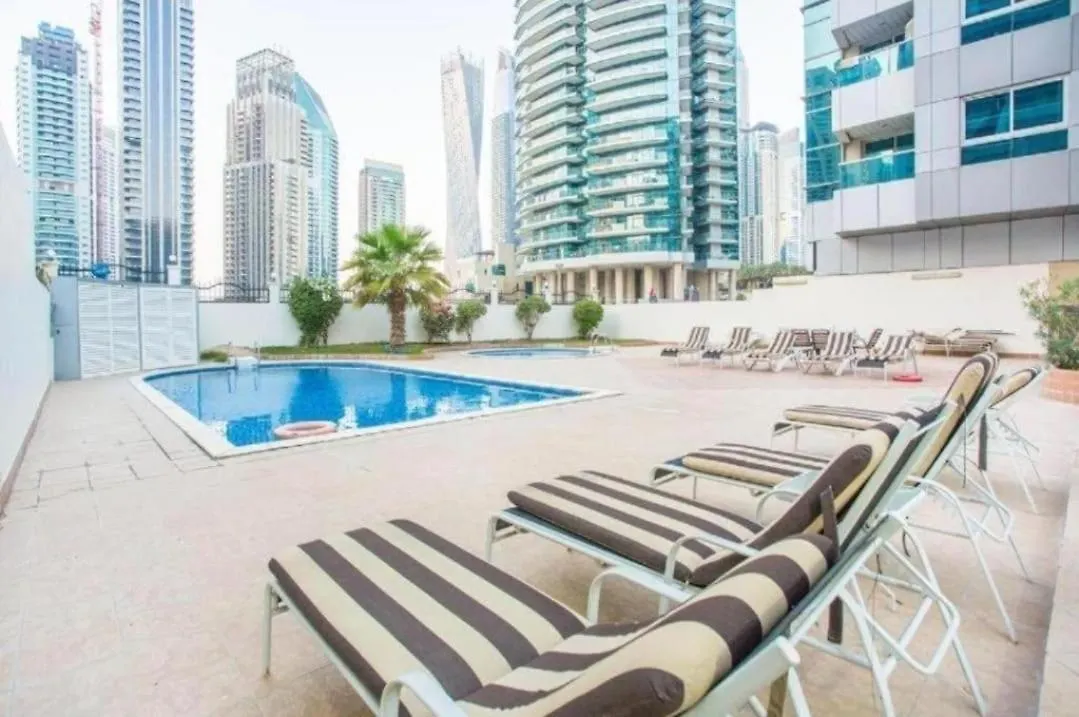 Diamond Marina Inn, Offers Spacious Apartment 5 Min Walk To Jbr Beach And Metro Dubaj 0*,